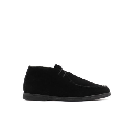 Shearling Lined Chukka in Black Suede
